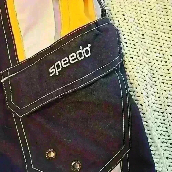 Mens Speedo Trunks Blue and Yellow with Waterproof Pouch Large - Picture 2 of 4